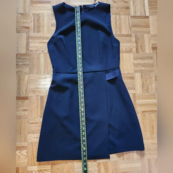 Alice & Olivia Black Sleevless Dress With Assymetrical Detail BNWT Size 10 - Picture 8 of 10